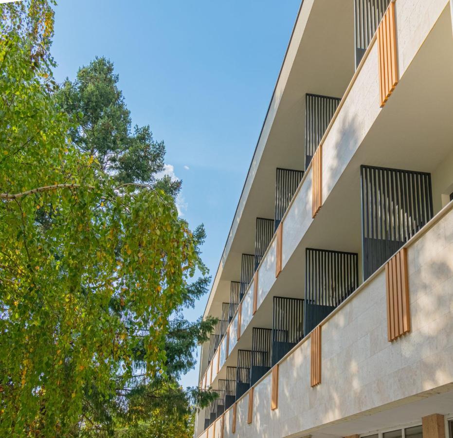 Hotel Osetia Garden Momtschilgrad Exterior foto